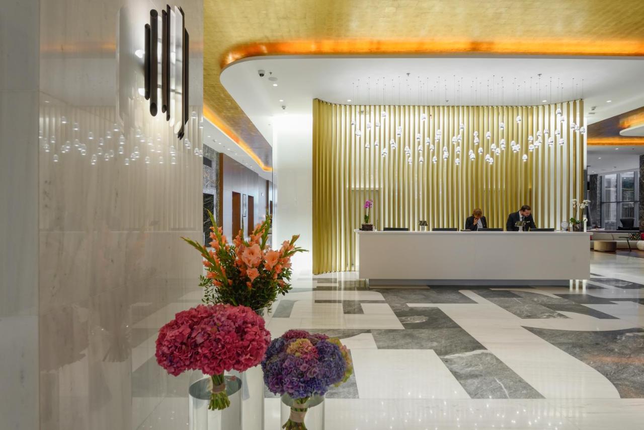 Makedonia Palace Tesalónica Exterior foto The lobby of the hotel